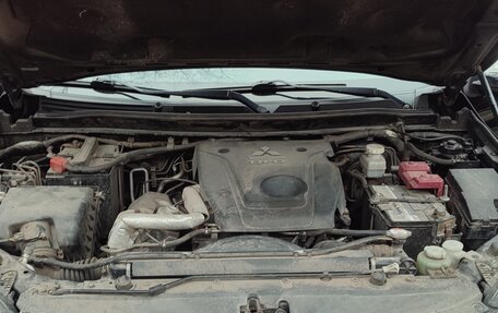 Mitsubishi Pajero Sport III рестайлинг, 2019 год, 3 750 000 рублей, 24 фотография