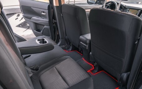 Mitsubishi Outlander III рестайлинг 3, 2012 год, 1 250 000 рублей, 20 фотография