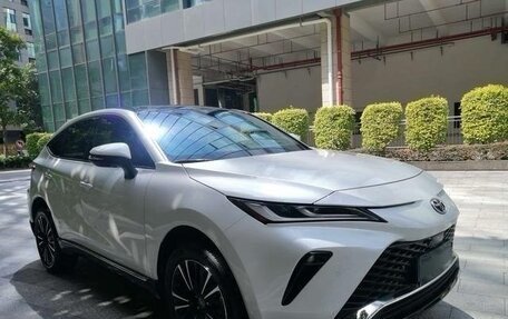 Toyota Venza, 2022 год, 4 200 000 рублей, 4 фотография