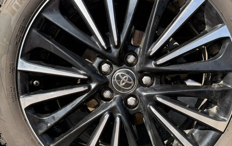 Toyota Venza, 2022 год, 4 200 000 рублей, 16 фотография