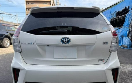 Toyota Prius Alpha I (ZVW40/41), 2021 год, 1 490 000 рублей, 5 фотография