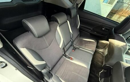 Toyota Prius Alpha I (ZVW40/41), 2021 год, 1 490 000 рублей, 18 фотография