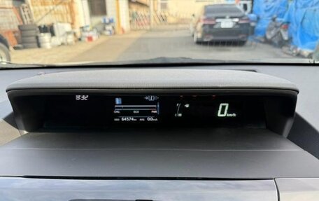 Toyota Prius Alpha I (ZVW40/41), 2021 год, 1 490 000 рублей, 21 фотография