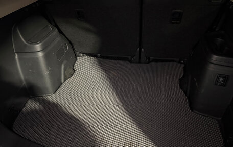 Mitsubishi Outlander III рестайлинг 3, 2019 год, 2 400 000 рублей, 16 фотография