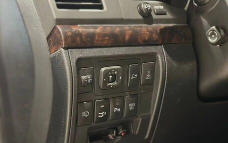 Toyota Land Cruiser 200, 2010 год, 3 100 000 рублей, 3 фотография