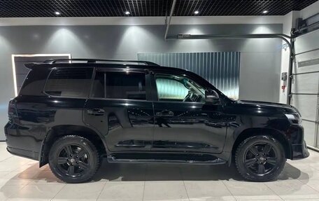 Toyota Land Cruiser 200, 2010 год, 3 100 000 рублей, 6 фотография