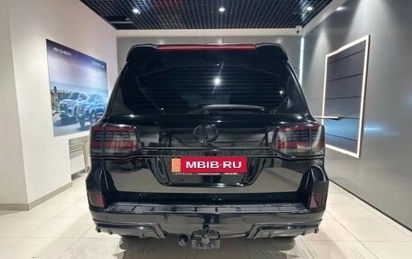 Toyota Land Cruiser 200, 2010 год, 3 100 000 рублей, 16 фотография