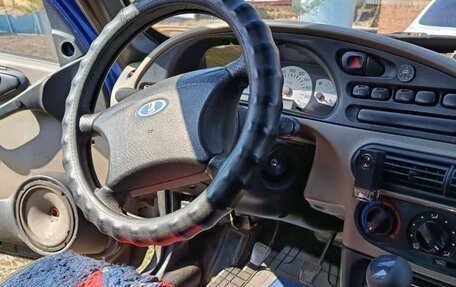 Chevrolet Niva I рестайлинг, 2006 год, 320 000 рублей, 2 фотография