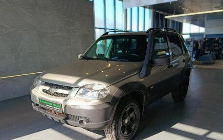 Chevrolet Niva I рестайлинг, 2017 год, 599 000 рублей, 3 фотография