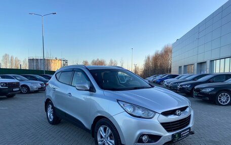 Hyundai ix35 I рестайлинг, 2011 год, 1 070 000 рублей, 2 фотография