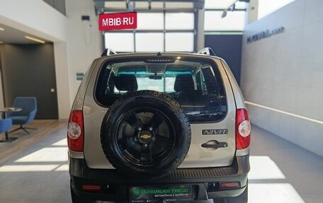 Chevrolet Niva I рестайлинг, 2017 год, 599 000 рублей, 5 фотография