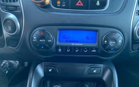 Hyundai ix35 I рестайлинг, 2011 год, 1 070 000 рублей, 24 фотография