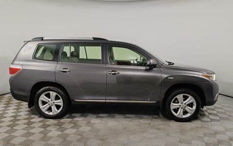 Toyota Highlander III, 2012 год, 2 149 000 рублей, 4 фотография