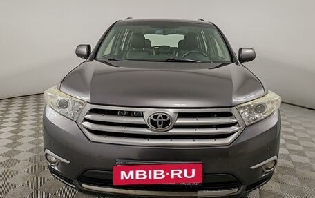 Toyota Highlander III, 2012 год, 2 149 000 рублей, 2 фотография