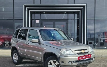 Chevrolet Niva I рестайлинг, 2018 год, 687 000 рублей, 3 фотография