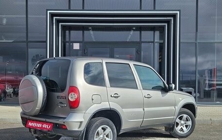 Chevrolet Niva I рестайлинг, 2018 год, 687 000 рублей, 4 фотография