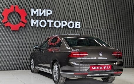 Volkswagen Passat B8 рестайлинг, 2017 год, 1 999 000 рублей, 9 фотография