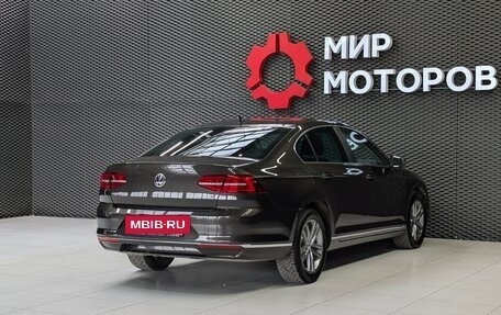 Volkswagen Passat B8 рестайлинг, 2017 год, 1 999 000 рублей, 7 фотография