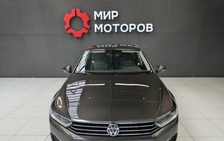 Volkswagen Passat B8 рестайлинг, 2017 год, 1 999 000 рублей, 5 фотография