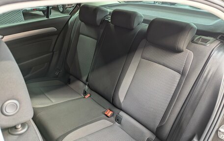 Volkswagen Passat B8 рестайлинг, 2017 год, 1 999 000 рублей, 26 фотография