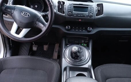 KIA Sportage III, 2011 год, 930 000 рублей, 8 фотография