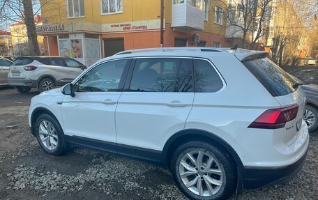 Volkswagen Tiguan II, 2018 год, 2 950 000 рублей, 5 фотография