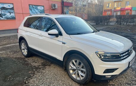 Volkswagen Tiguan II, 2018 год, 2 950 000 рублей, 8 фотография