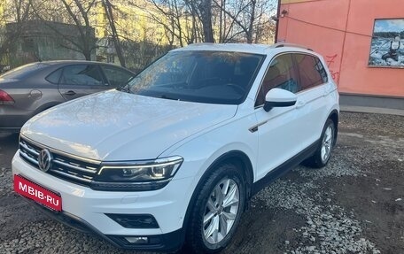 Volkswagen Tiguan II, 2018 год, 2 950 000 рублей, 7 фотография