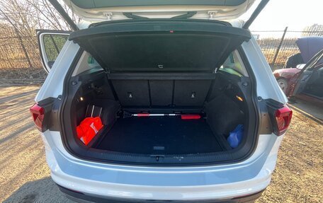 Volkswagen Tiguan II, 2018 год, 2 950 000 рублей, 20 фотография