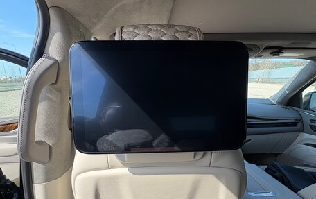 Cadillac Escalade V, 2021 год, 12 500 000 рублей, 17 фотография