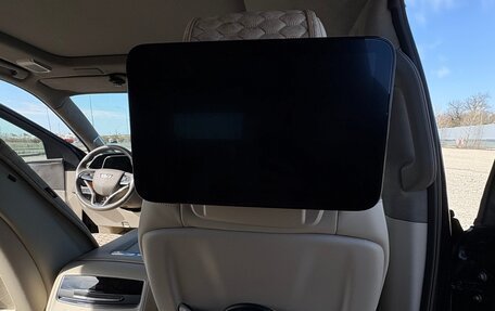 Cadillac Escalade V, 2021 год, 12 500 000 рублей, 19 фотография