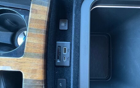 Cadillac Escalade V, 2021 год, 12 500 000 рублей, 28 фотография