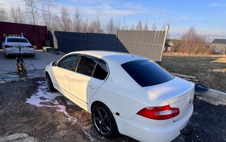 Skoda Superb III рестайлинг, 2013 год, 790 000 рублей, 4 фотография