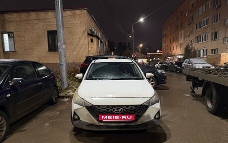 Hyundai Solaris II рестайлинг, 2020 год, 760 000 рублей, 2 фотография