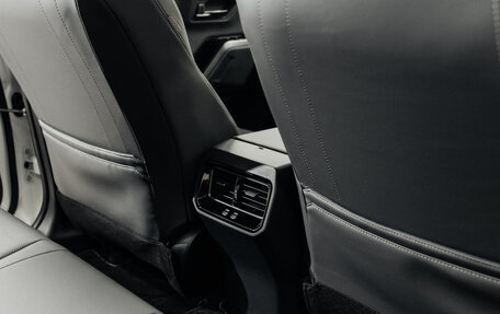 Toyota RAV4, 2026 год, 4 760 000 рублей, 31 фотография