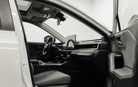 Toyota RAV4, 2026 год, 4 760 000 рублей, 29 фотография