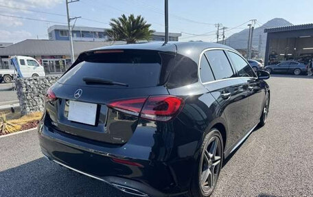 Mercedes-Benz A-Класс, 2022 год, 1 600 000 рублей, 6 фотография