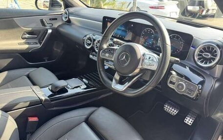 Mercedes-Benz A-Класс, 2022 год, 1 600 000 рублей, 8 фотография