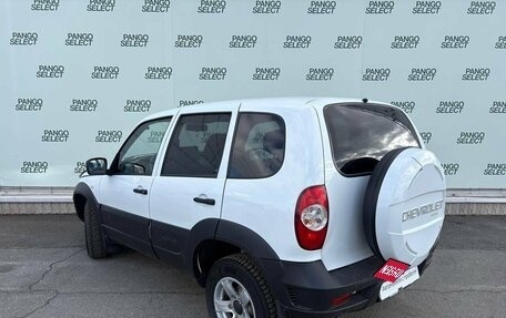 Chevrolet Niva I рестайлинг, 2019 год, 750 000 рублей, 6 фотография