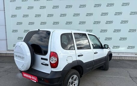 Chevrolet Niva I рестайлинг, 2019 год, 750 000 рублей, 4 фотография