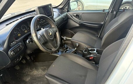 Chevrolet Niva I рестайлинг, 2019 год, 750 000 рублей, 10 фотография