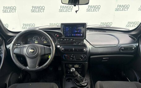 Chevrolet Niva I рестайлинг, 2019 год, 750 000 рублей, 16 фотография