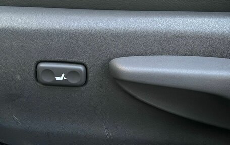 Toyota Prius, 2010 год, 930 000 рублей, 9 фотография