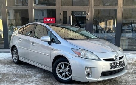 Toyota Prius, 2010 год, 930 000 рублей, 2 фотография