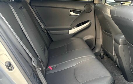 Toyota Prius, 2010 год, 930 000 рублей, 14 фотография