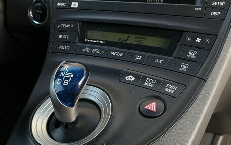 Toyota Prius, 2010 год, 930 000 рублей, 20 фотография