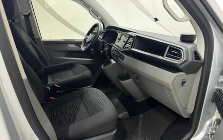 Volkswagen Caravelle T6 рестайлинг, 2020 год, 4 099 000 рублей, 19 фотография