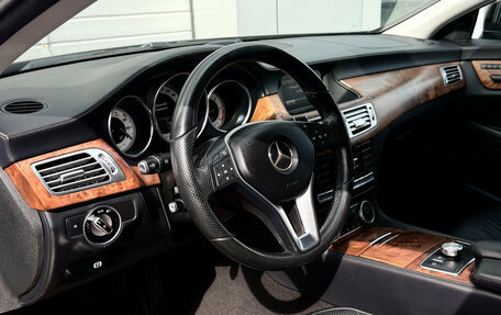 Mercedes-Benz CLS, 2014 год, 2 400 000 рублей, 11 фотография