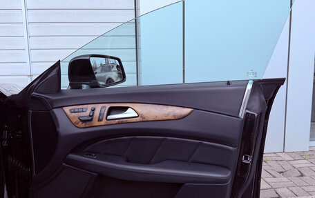 Mercedes-Benz CLS, 2014 год, 2 400 000 рублей, 23 фотография