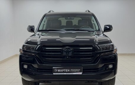 Toyota Land Cruiser 200, 2016 год, 4 987 000 рублей, 2 фотография